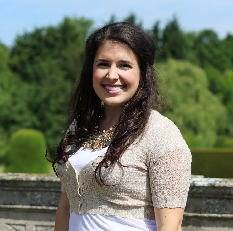 Melissa Kargiannakis 2015 Queen's Young Leader from Canada